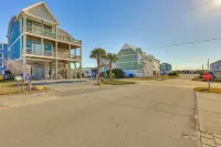 Chic Surf City Retreat w/ Pool < 1 Block to Beach! - balcony