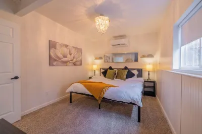 Downtown Garden Escape Hotels near Casper Events Center