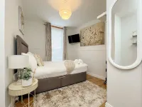 Ocho Homes Lux by Eight Continents, Belfast Hotels near Springvale Medical Practice