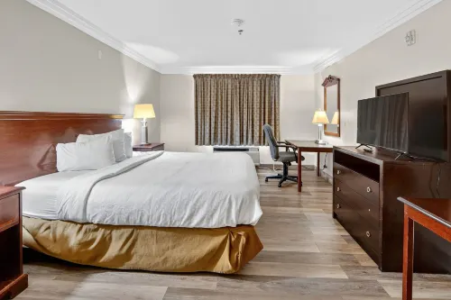 Robinson Inn and Suites Hotels in Hewitt