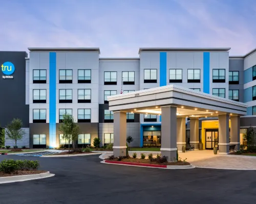 Tru by Hilton Atlanta NW Kennesaw Hotels in Cobb County