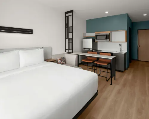 StudioRes by Marriott Fort Myers Airport Hotels in Lee County