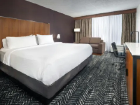 Four Points by Sheraton Kansas City Airport Hotels in Kansas City