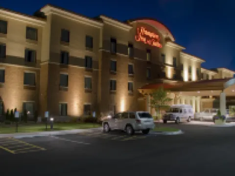 Hampton Inn & Suites Madison West Hotels in Madison