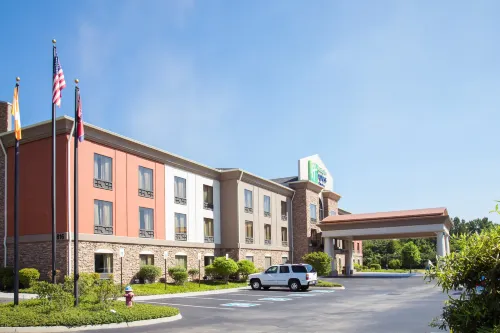 Holiday Inn Express & Suites KNOXVILLE-FARRAGUT by IHG