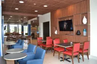 Holiday Inn Express & Suites GOODLETTSVILLE N - NASHVILLE by IHG - breakfast