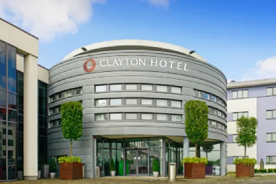 Clayton Hotel Liffey Valley Отели в г. 