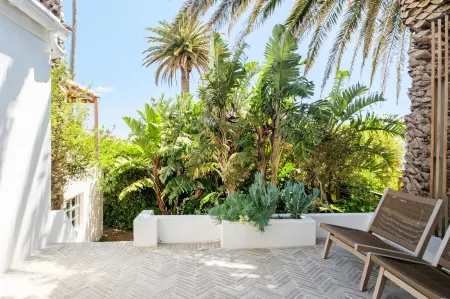 Solmara House Отели в г. Llandudno