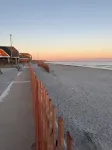 The Anchor Motel - Beach