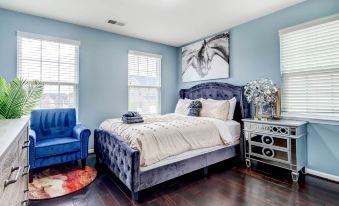 Game Room + Gym: Downtown DC Home!