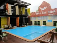 Retro Box Hotel Chumphon - Pool