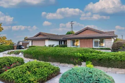 @ Marbella Lane - Vibrant & Chic Designer Home Hotels near Laguna Lake Park