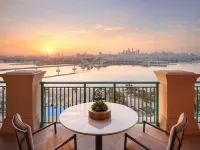 Atlantis, the Palm - Romantic