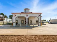 Red Roof Inn Muscle Shoals Hotels in Colbert County