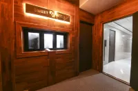 Changnyeong Suite Hotel