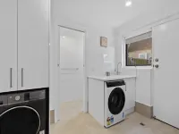 Beachside 3-Bed Retreat with BBQ & Garage