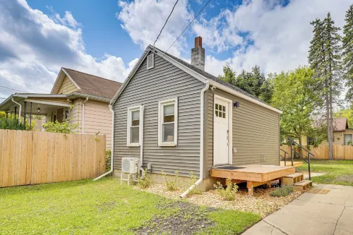 Tiny Home w/ Deck: Close to MSU Campus