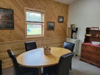 Dog-Friendly the Lodge Home Các khách sạn ở Cable