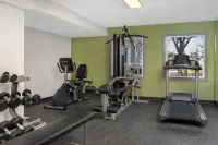 Spark by Hilton Toronto Mississauga - Gym