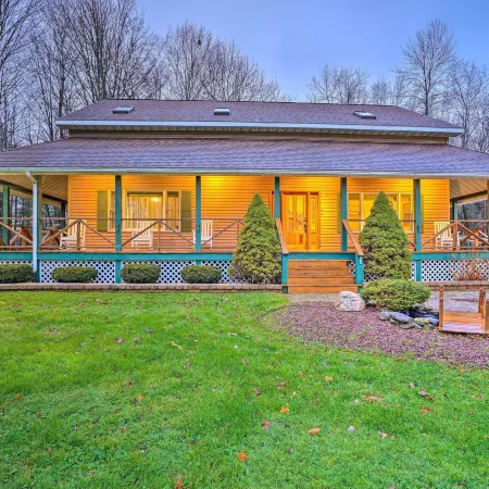 Spacious Oneida Retreat w/ Game Room!