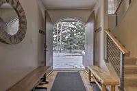 Townhome ~ 4 Mi to Beaver Creek & 8 Mi to Vail! - 3-Star
