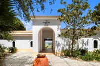 Pine Cliffs Residence, a Luxury Collection Resort, Algarve