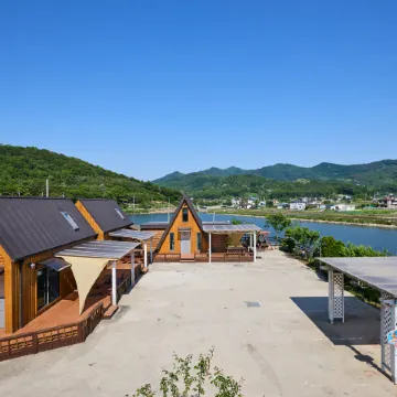 Ganghwado Goryeohoban Pension Отели рядом с достопримечательностью «Горная крепость Канхва»