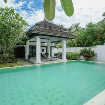 Number Nine Pool Villa Отели рядом с достопримечательностью «Ват Си Сунтхон»