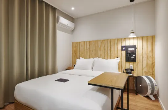 Seongnam Hotel Com Hotels near Moran Station