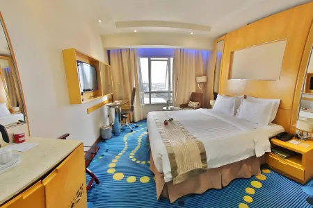 Sunday Hotel Kingdom Towers Formerly Warwick Al Dabab Hotel