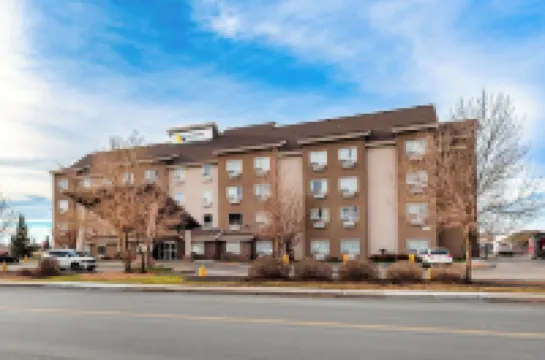 HomeSuites by D3H Hotels in 