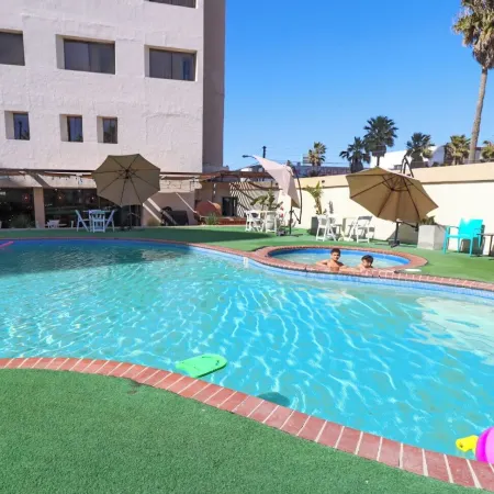 Hotel Corona Plaza