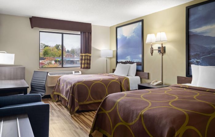 Super 8 by Wyndham Hagerstown I-70