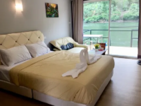 ริเวอร์ ฮิลล์ ไซด์ รีสอร์ท โรงแรมใกล้น้ำตก เอราวัณ