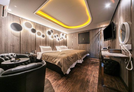 홍대 더 그레이 호텔 이미지