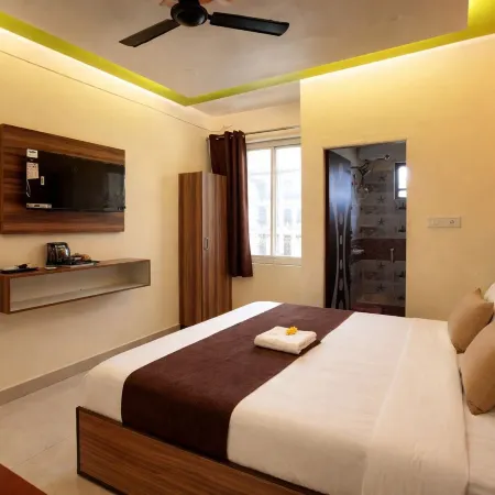 Hotel Shivoham