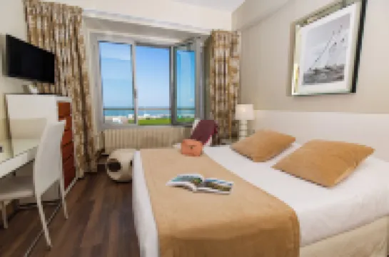 ホテル アグアード