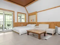 Gapyeong Story Valley Sauna Pension Hotels near Seungcheonsa