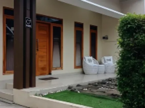 แอบฮายา วิลล่า โรงแรมในโวโนโซโบ