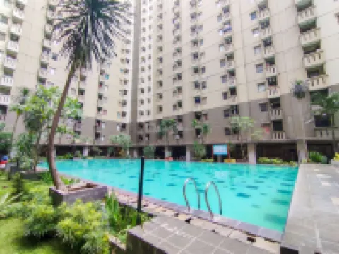 Good Place and Cozy 2BR Apartment at Gateway Ahmad Yani Cicadas By Travelio