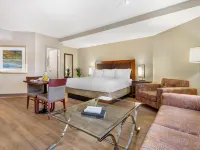 Best Western Plus Ottawa City Centre Hotels near Rideau Canal