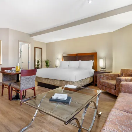 Best Western Plus Ottawa City Centre