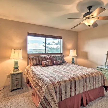Peaceful Ranch Cabin, 3 Mi to Becker Lake! Hotels in Springerville