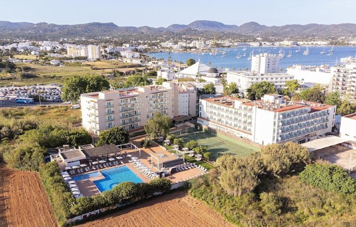 Invisa Hotel Es Pla - Adults Only