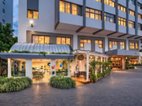 Radisson Hotel Santo Domingo Hotels near CEDIMAT