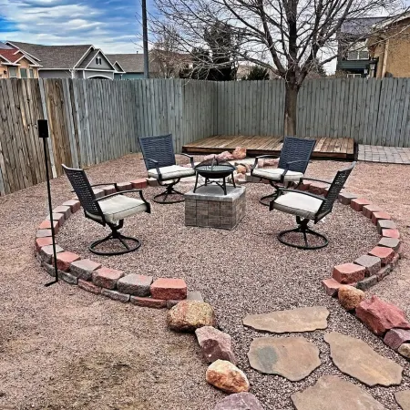 Hot Tub, King Beds, Pet Friendly Close to I25