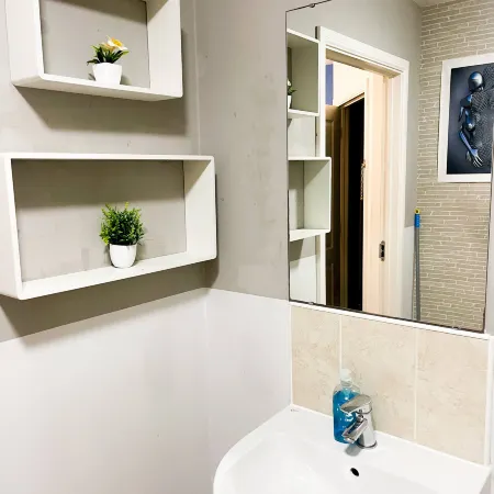 Casa de Centro en-Suite Room Netflix, Fast WiFi & Free Parking Отели в г. Уольверхэмптон