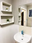 Urban Blue en-suite room Netflix, Fast WiFi & Free Parking
