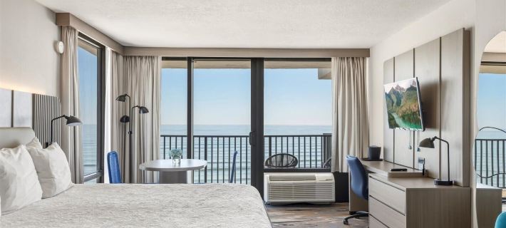 Nautilus Inn - Daytona Beach Hotels in Volusia County