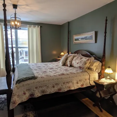 Rose & Thistle Bed & Breakfast